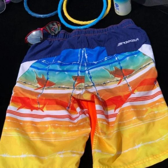 CUTE Boys Zero Xposur Swim Board Shorts sz S-8 - Picture 2 of 8